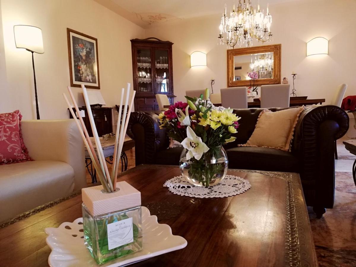 Villa La Valiana - Full Estate In Montepulciano - Heated Pool 瓦里亚诺 外观 照片