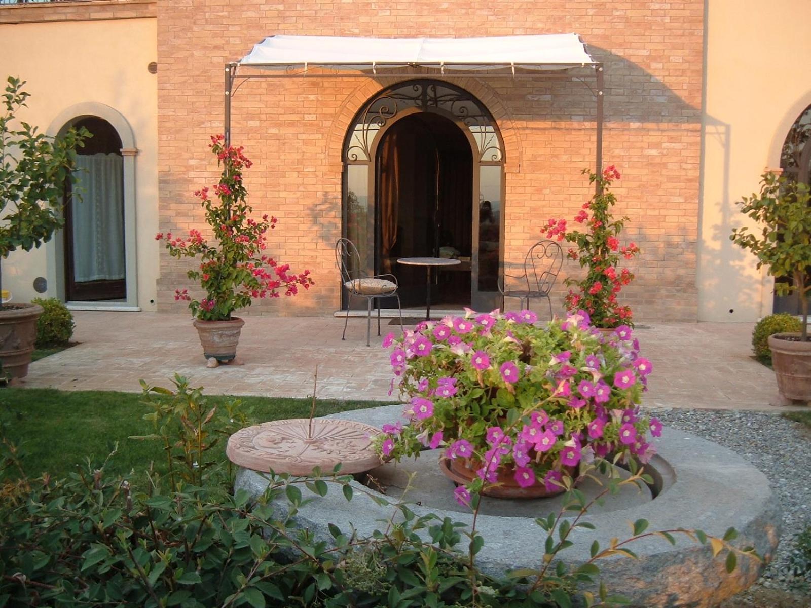 Villa La Valiana - Full Estate In Montepulciano - Heated Pool 瓦里亚诺 客房 照片